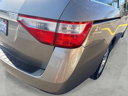 Used 2012 Honda Odyssey EX image 24