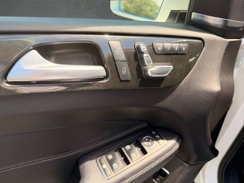 Used 2018 Mercedes-Benz GLE 350 4MATIC image 10