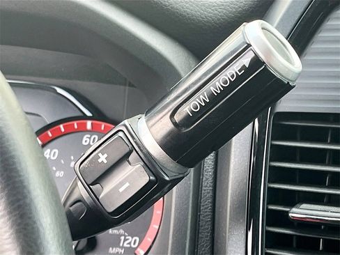 Used 2024 Nissan Titan PRO-4X w/ Off Road Protection Package image 17