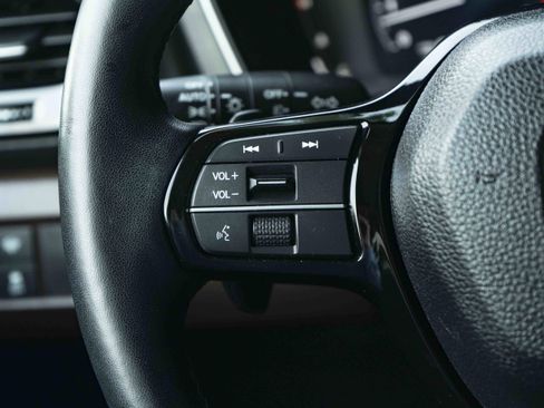 Used 2024 Honda Pilot Elite image 21