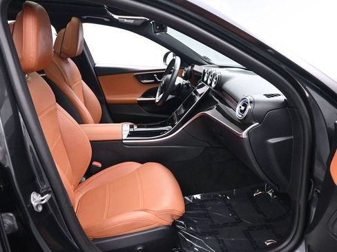 Used 2023 Mercedes-Benz C 300 4MATIC Sedan image 21