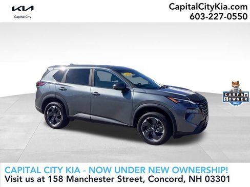 Used 2024 Nissan Rogue SV AWD/4WD image 1