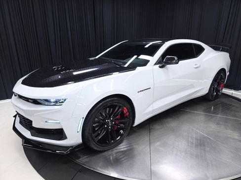 Used 2023 Chevrolet Camaro SS w/ Redline Edition RWD image 40