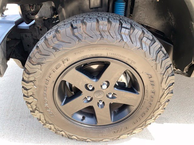 Used 2017 Jeep Wrangler Unlimited Sport AWD/4WD image 23