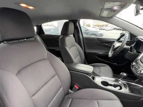 Used 2020 Chevrolet Malibu LT FWD image 26
