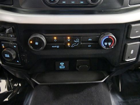 Used 2023 Ford F150 XLT w/ Trailer Tow Package image 26