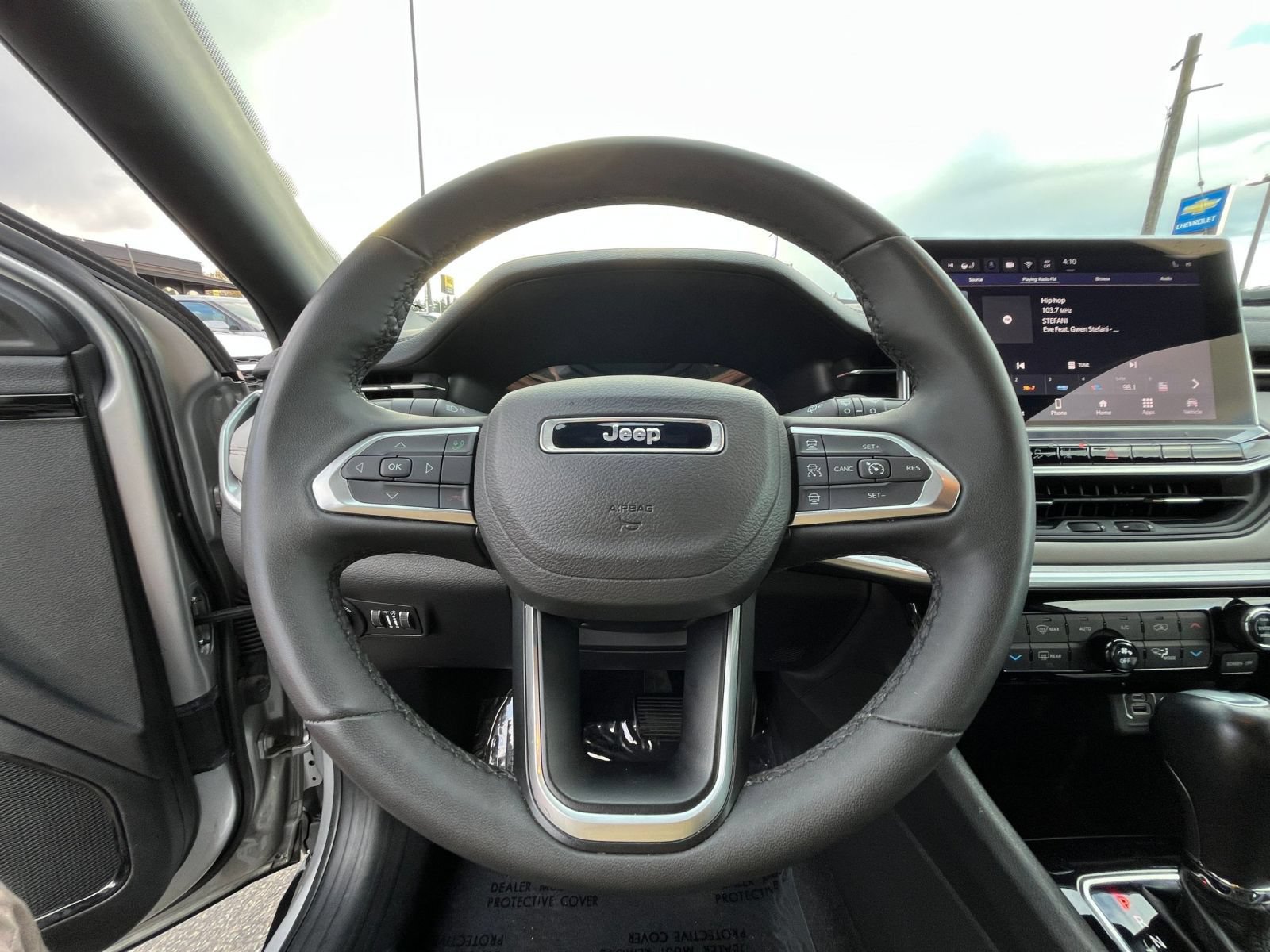 Used 2025 Jeep Compass Limited AWD/4WD image 28