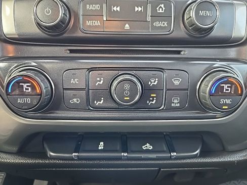 Used 2018 Chevrolet Silverado 1500 LT w/ All Star Edition image 23