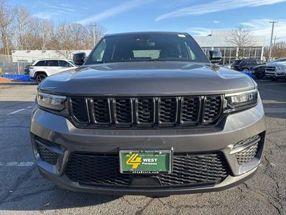 Certified 2022 Jeep Grand Cherokee Altitude