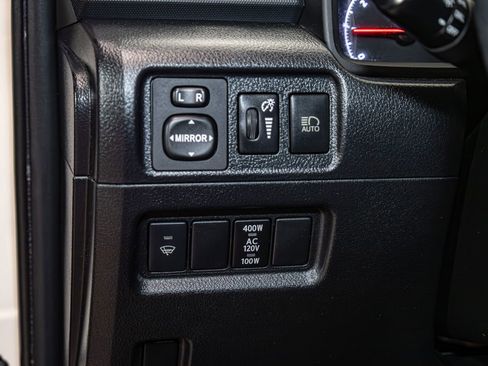 Used 2021 Toyota 4Runner SR5 AWD/4WD image 16