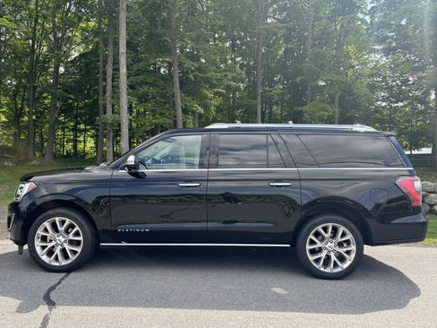 Used 2019 Ford Expedition Max Platinum AWD/4WD image 13