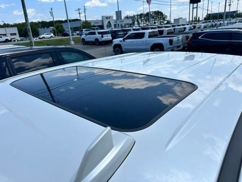 Used 2018 GMC Sierra 1500 Denali w/ Denali Ultimate Package AWD/4WD image 27