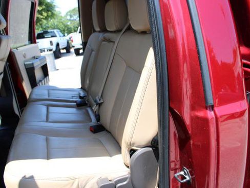 Used 2014 Ford F250 Lariat w/ Lariat Ultimate Package AWD/4WD image 31