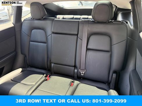 Used 2024 Tesla Model Y Long Range AWD/4WD image 28