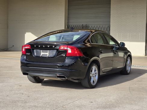 Used 2014 Volvo S60 T5 image 9