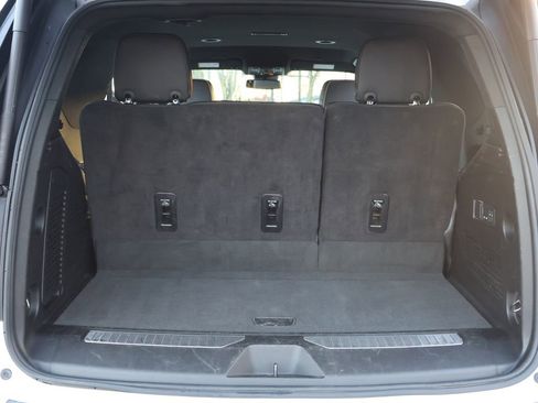 Used 2024 Chevrolet Tahoe Premier image 33