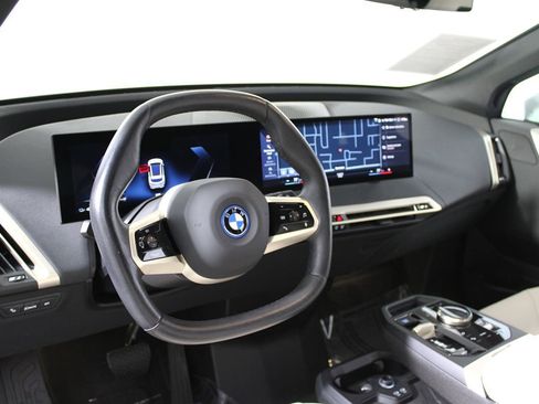 Used 2023 BMW iX xDrive50 w/ Sport Package image 42