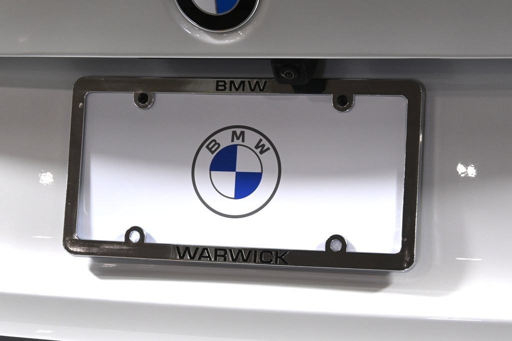 Certified 2023 BMW 330i xDrive Sedan w/ Driving Assistance Package AWD/4WD image 14