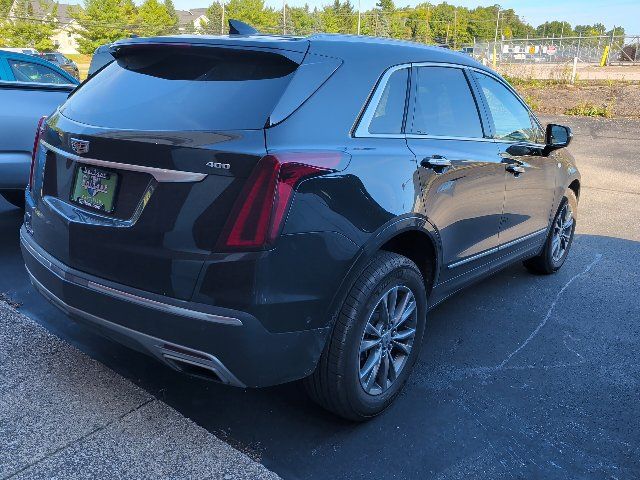 Used 2023 Cadillac XT5 Premium Luxury w/ Technology Package AWD/4WD image 3