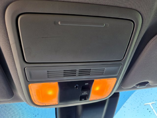 Used 2018 Honda Odyssey EX image 8