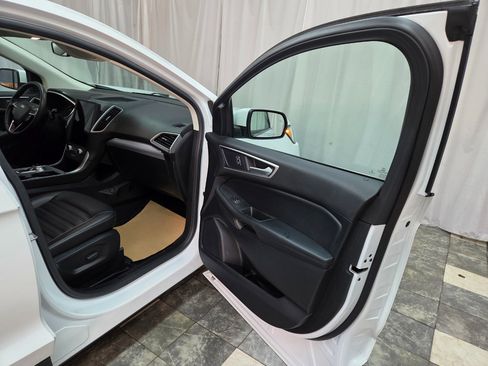 Used 2021 Ford Edge SEL image 10