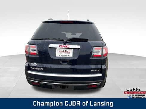 Used 2015 GMC Acadia SLE image 4