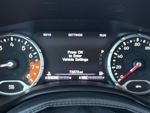 Used 2016 Jeep Renegade Trailhawk AWD/4WD image 22