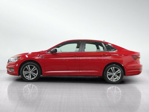 Used 2019 Volkswagen Jetta R-Line w/ R-Line Cold Weather Package FWD image 2