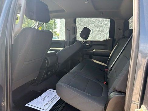 Used 2021 Chevrolet Silverado 1500 LT AWD/4WD image 14