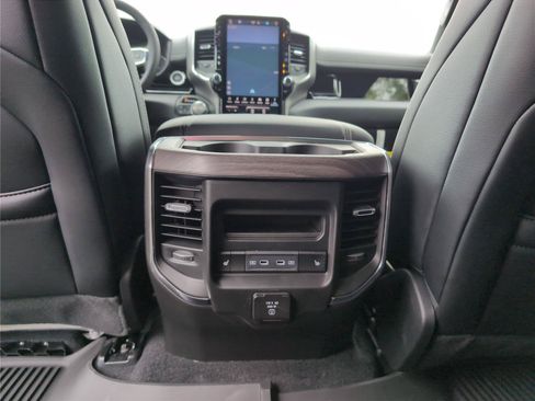 New 2026 RAM 1500 Laramie AWD/4WD image 36