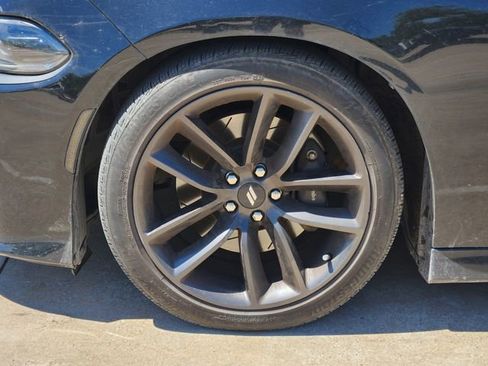 Used 2019 Dodge Charger GT w/ Performance Handling Group image 10