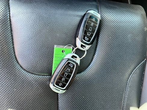 Used 2022 Hyundai Palisade SEL w/ 8P Bench Seat Package image 49