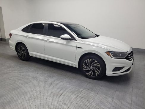 Used 2019 Volkswagen Jetta SEL Premium FWD image 11