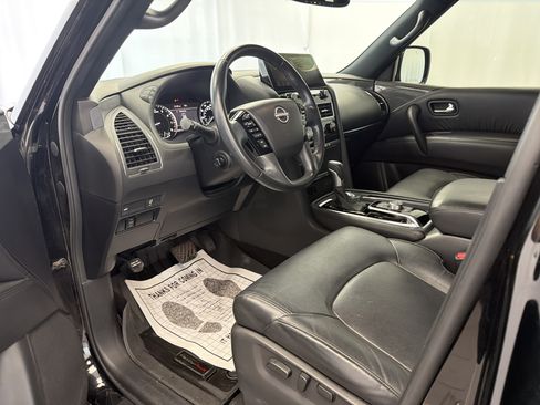 Used 2022 Nissan Armada SL w/ Midnight Edition Package RWD image 7