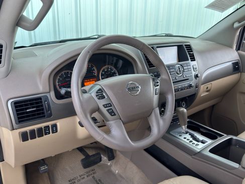 Used 2013 Nissan Armada SV image 12
