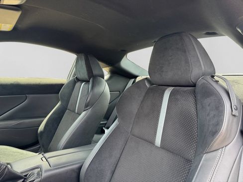 Used 2024 Toyota GR86 Premium RWD image 18