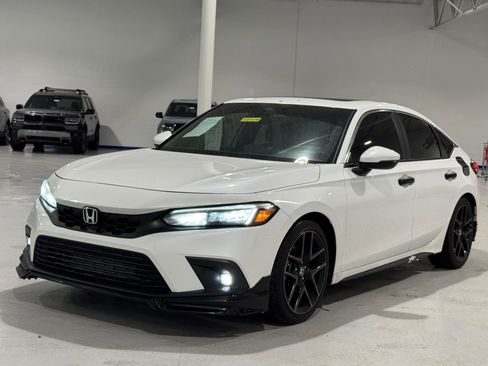 Used 2024 Honda Civic Sport Touring image 11