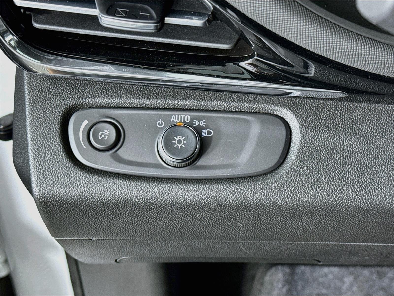 New 2026 Buick Envista Sport Touring w/ Convenience I Package FWD image 10