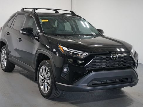 Certified 2025 Toyota RAV4 XLE Premium AWD/4WD image 3