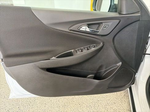 Used 2024 Chevrolet Malibu LT image 9