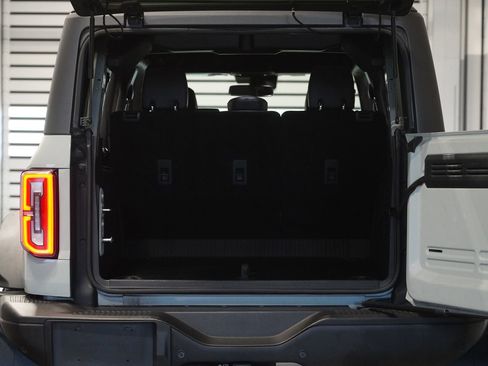 Used 2022 Ford Bronco Badlands AWD/4WD image 33