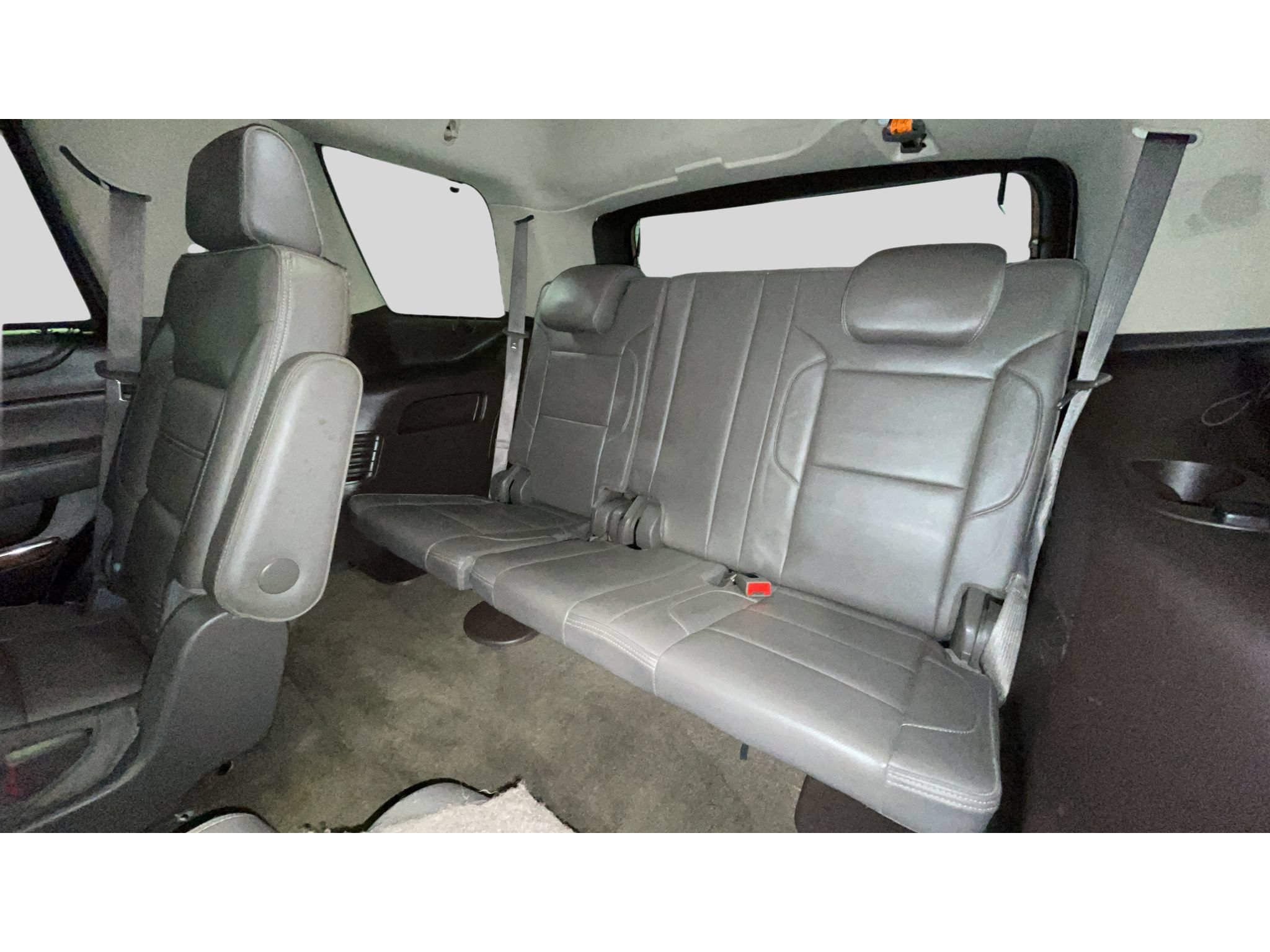 Used 2015 GMC Yukon Denali w/ Open Road Package AWD/4WD image 17