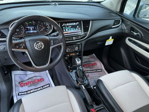 Used 2020 Buick Encore Preferred image 13