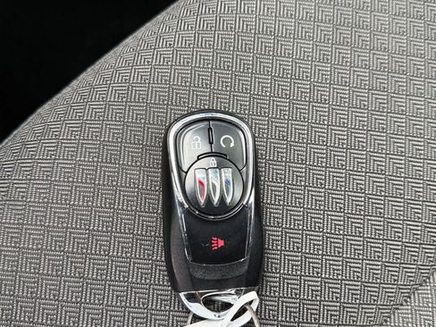 Used 2025 Buick Encore GX Preferred image 18