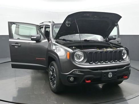 Used 2016 Jeep Renegade Trailhawk image 54