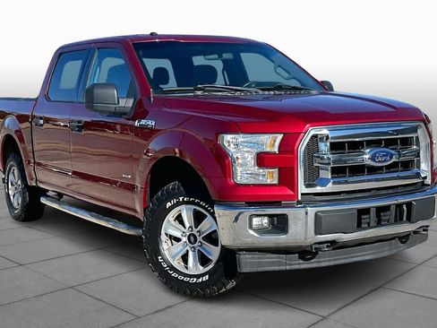 Used 2017 Ford F150 XLT w/ Trailer Tow Package image 2