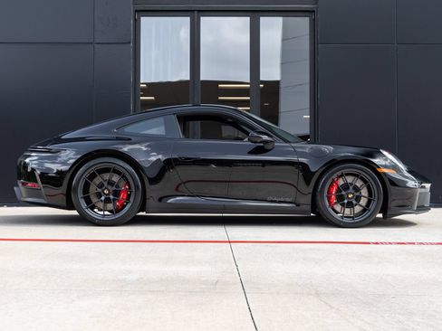Certified 2026 Porsche 911 Carrera GTS RWD image 14