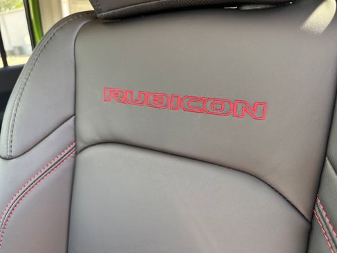 New 2025 Jeep Wrangler Unlimited Rubicon image 30