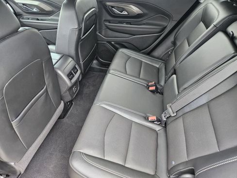 Used 2023 GMC Terrain SLT w/ Tech Package image 34