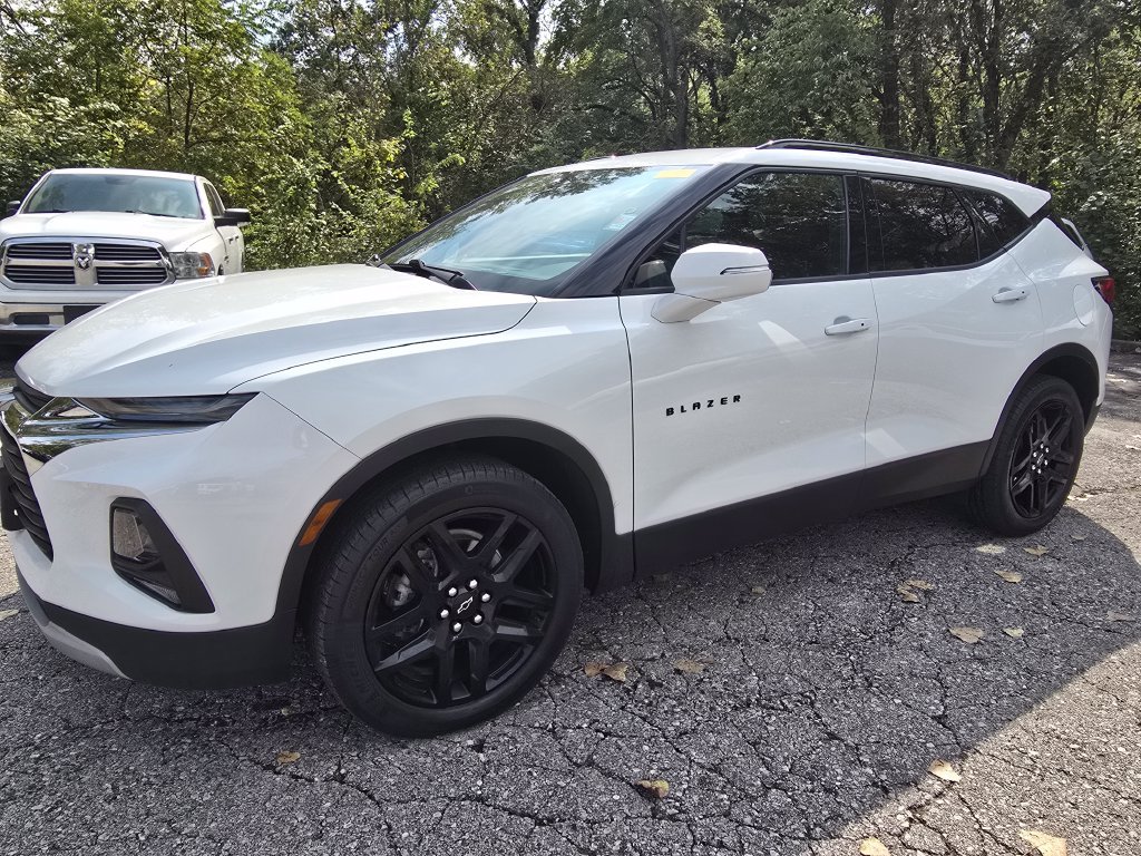 Used 2022 Chevrolet Blazer LT AWD/4WD image 3